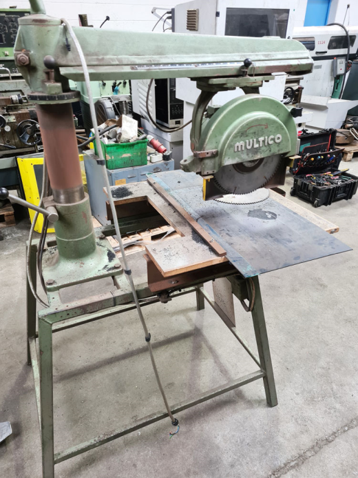 MULTICO RADIAL ARM CROSS CUT SAW (12394 