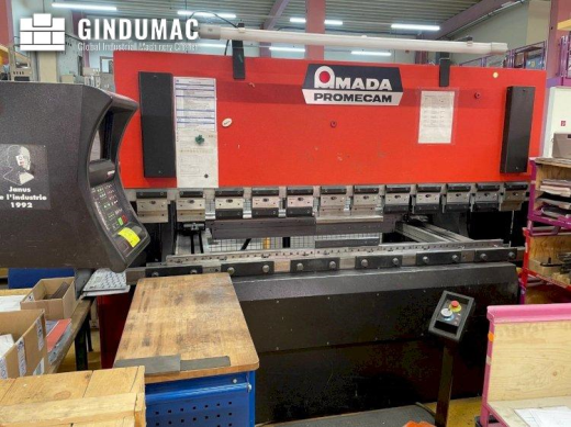 This AMADA APX 80-25 Bending machine was manufactured in Germany in 1995. This machine operates with