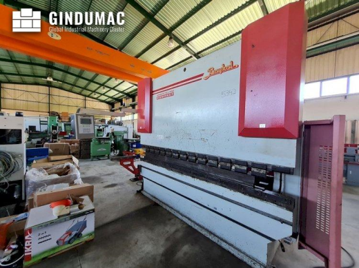 This Baykal APHS 3112 x 240 Bending Machine from 2013 was built in Turkey. It has 5880 working hours