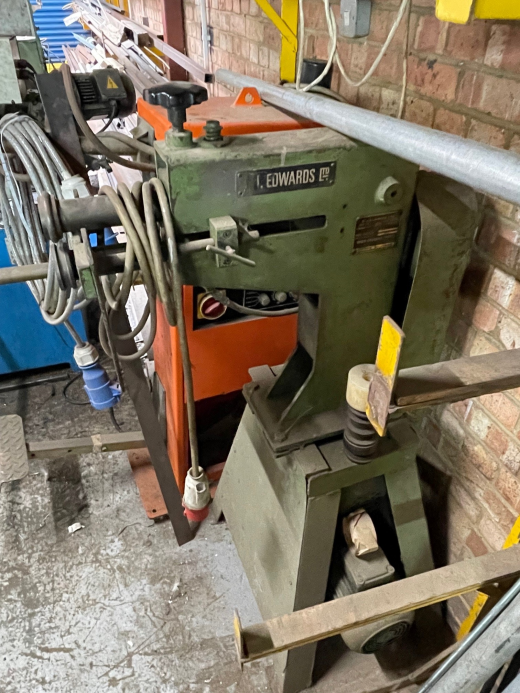 EDWARDS UR4 POWER SWAGER for sale : Machinery-Locator.com