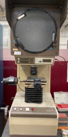 Mitutoyo PJ300 Profile Projector (3784)