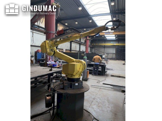 This FANUC M-710 iC 20L Welding Robot was manufactured in 2007 in Japan. It is equipped with a FANUC