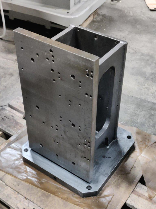 Used Tombstone for CNC Horizontal Machining Centres. Suitable for pallets of 500mm. Steel constructi