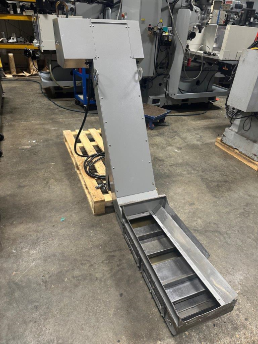 Used LNS Turbo swarf conveyor, Type LNS Turbo MS500, Model no. 53858212E, 2014, Overall length 2,000