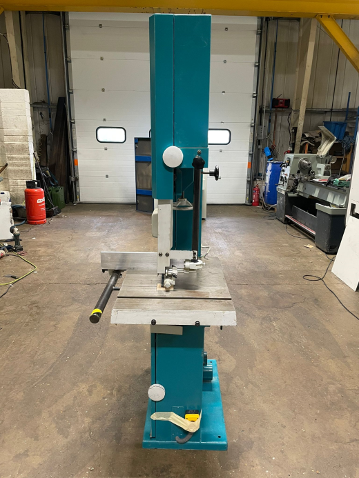 Used Wadkin C500 Vertical Bandsaw, 1995, s/n 95.0060, spare blades. Pulley wheel dia 500mm, blade wi