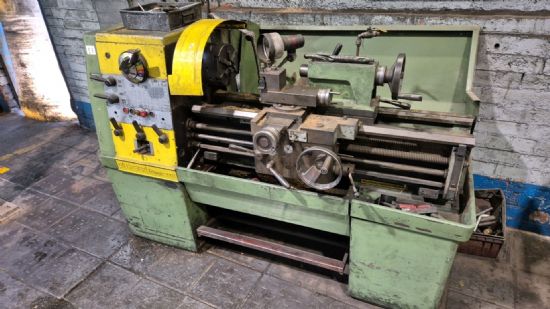 Swing Over Bed: 15 inches (381 mm)
Distance Between Centers: 40 inches (1016 mm)
Spindle Bore: 1.7