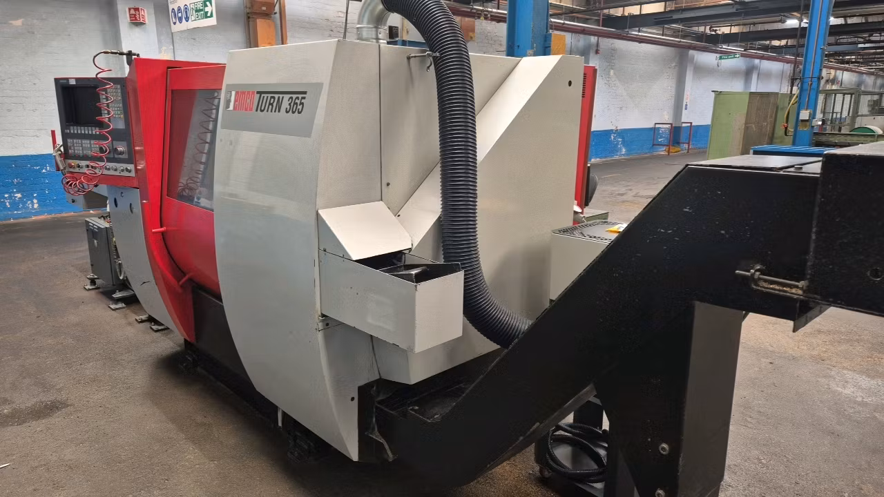 turning length: 600 mm
greates pass round over bed: 600 mm
swing diameter over face slide: 360 mm
