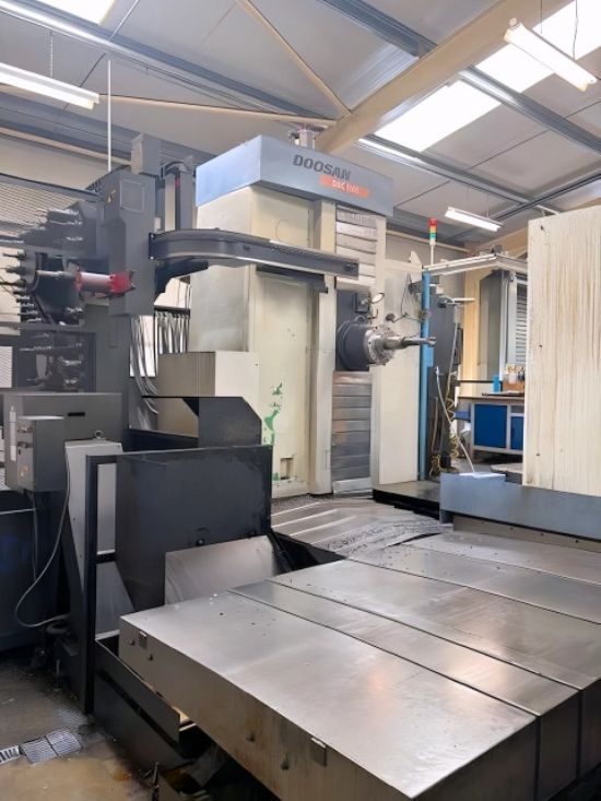 Traverses XYZ: 2000 x 1500 x 1200mm, W Axis 500mm, Table Size1400 x 1600mm, B Axis: 1 degree, FANUC 