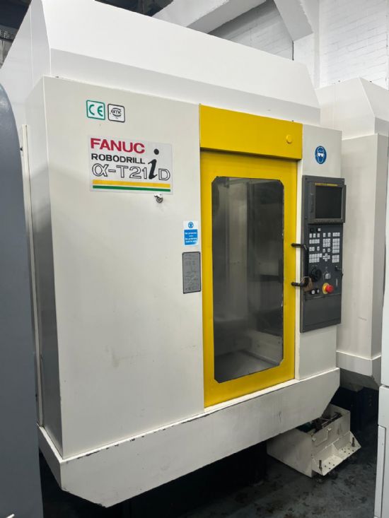 10,000RPM BT30 Spindle. 21 Tool ATC, Choice of 2, 1 with 4th Axis 1 without. YOM 2003.