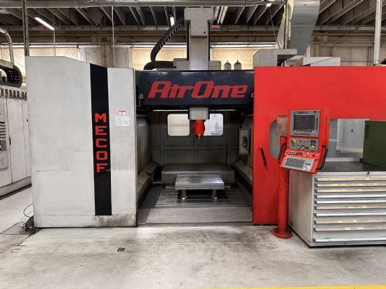 Serial No. 40719 (2007) with Fidia C10 CNC Control, Travel X/Y/Z = 1650/2300/1000mm, Table Size 2500