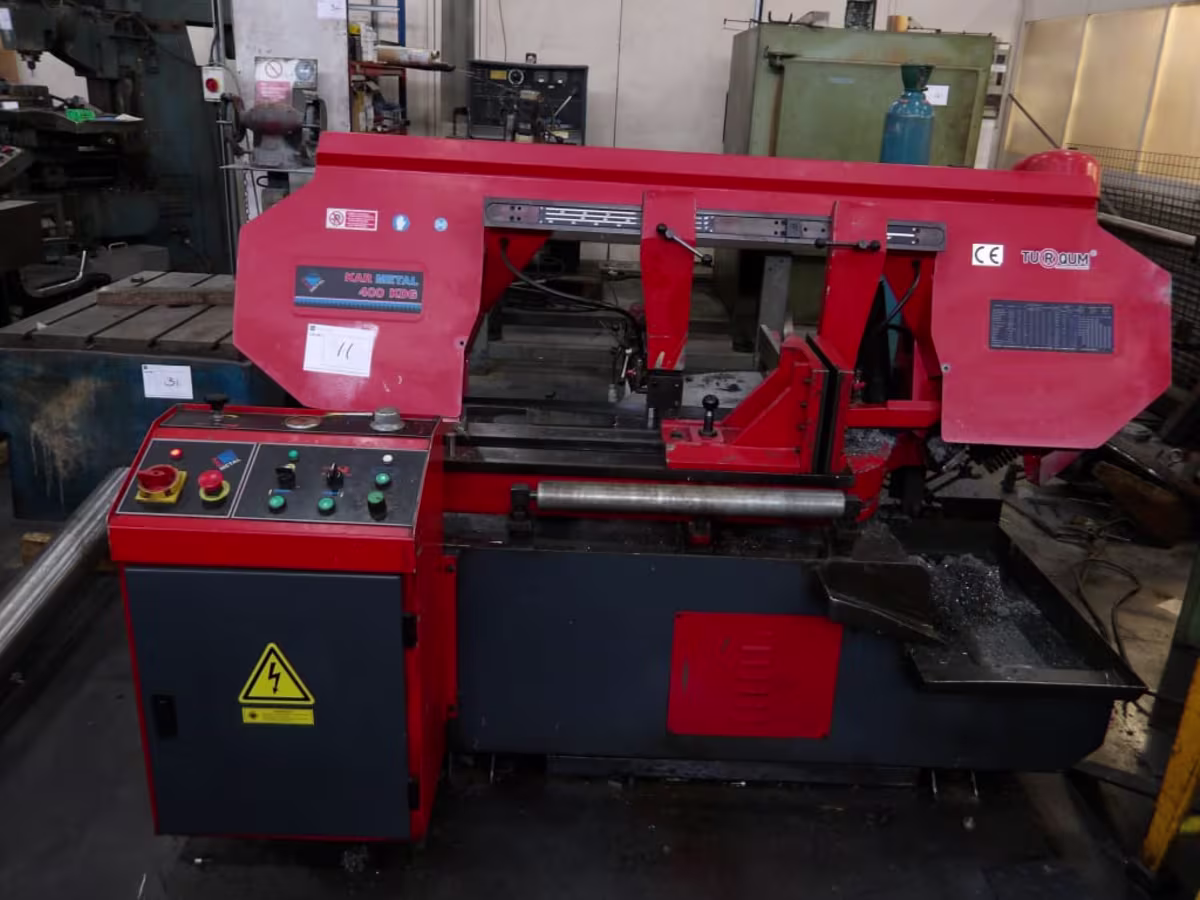 Capacities: Square 400mm, Round 400mm & Rectangle 400mm x 500mm; Cutting Speeds 25-90 Metre/Minute; 