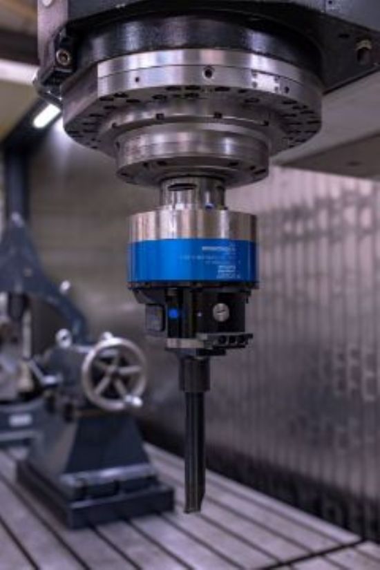 The Komet Komtronic Head is a high-precision NC-controlled tool head designed to deliver exceptional