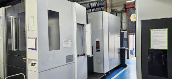 Fanuc F31iA, 
pallet size 500 x 500mm, 
max workpiece size 800mm x 1,000mm, 
travels X/Y/Z 730/73