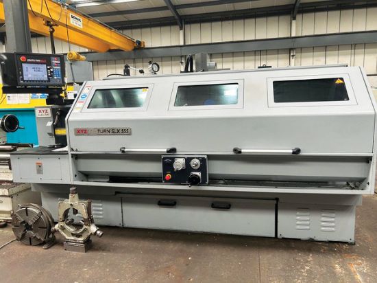 2013. 
Great condition. 
3- & 4-jaw chucks, 
toolpost holders, 
2x steadies