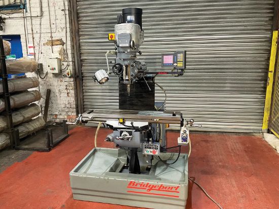 Rebuilt by Braithwaite’s. 
Table size 1,254mm x 230mm, 
R8 spindle, 
power & rapid feeds on X. 
