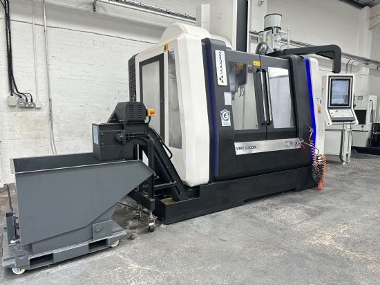 Serial No. 106B0542101 (2021) 
with Heidenhain TNC620 Control, 
Table Size 1100 x 500mm, 
Travels