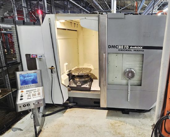 Siemens 840 D Powerline,
travels X/Y/Z 800/800/800mm, 
C-axis 0.001º, 
B-axis 0º-190º, 
rapids 6
