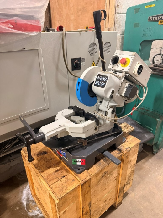 Used MACC Pull Down Saw, Model NEW250DV, 2015, s/n106034, manual, Blade size 250mm (32mm bore), Cutt