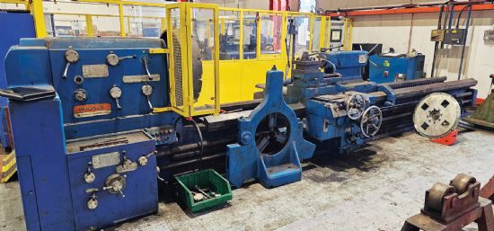 39in swing x 16ft 6in b.c., 
screwcutting, 
rapids, 
30kW, 
32in 4-jaw chuck, 
3-point steady. 