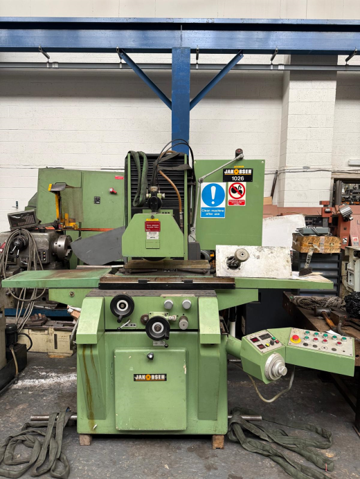 Capacity 650 x 300mm, table size 650 x 250mm, wheel size 350 x 40 x 127mm, wheel speed 1400rpm, main