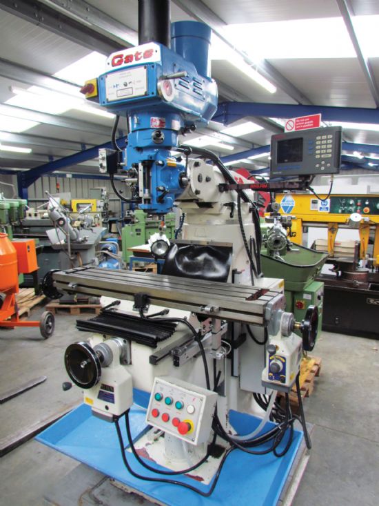 Year 2005. 
Ex R&D workshop, 
2-axis power feeds, 
3-axis DRO, 
power draw bar. 
Fantastic cond